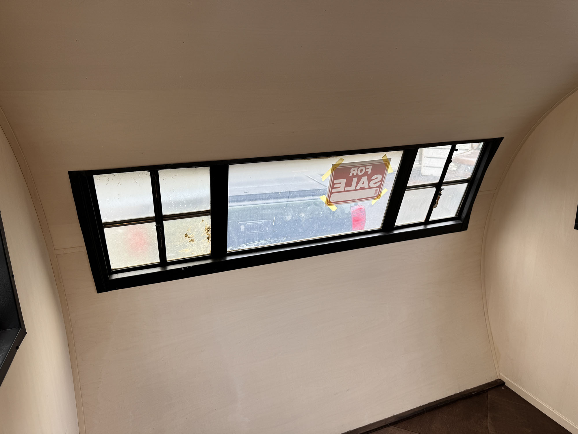 株式会社ガレージランド ヴィンテージトレーラー エアストリーム スパルタン ボールズエアロ シャスタ 販売 輸入 牽引 磨き 鏡面 アルミ ヴィンテージトレーラー仕上げ エアーストリーム 　スパルタネット AIRSTREAM SPARTAN SPARTANETTE スパルタンスパルタネット　1949年 ヴィンテージ ビンテージ　ビンテージトレーラー 内装仕上げ