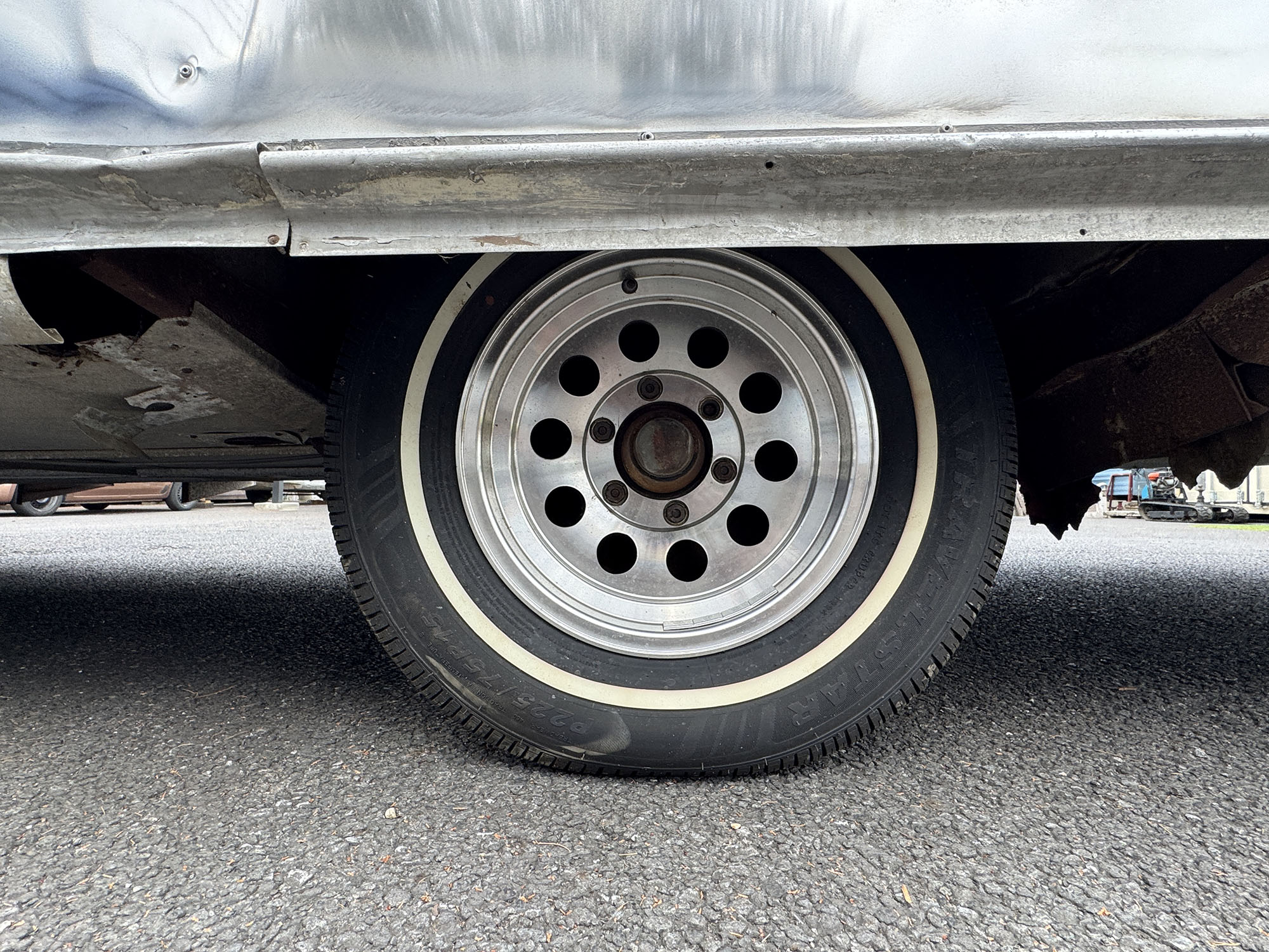 株式会社ガレージランド ヴィンテージトレーラー エアストリーム スパルタン ボールズエアロ シャスタ 販売 輸入 牽引 磨き 鏡面 アルミ ヴィンテージトレーラー仕上げ エアーストリーム 　スパルタネット AIRSTREAM SPARTAN SPARTANETTE スパルタンスパルタネット　1949年 ヴィンテージ ビンテージ　ビンテージトレーラー 内装仕上げ