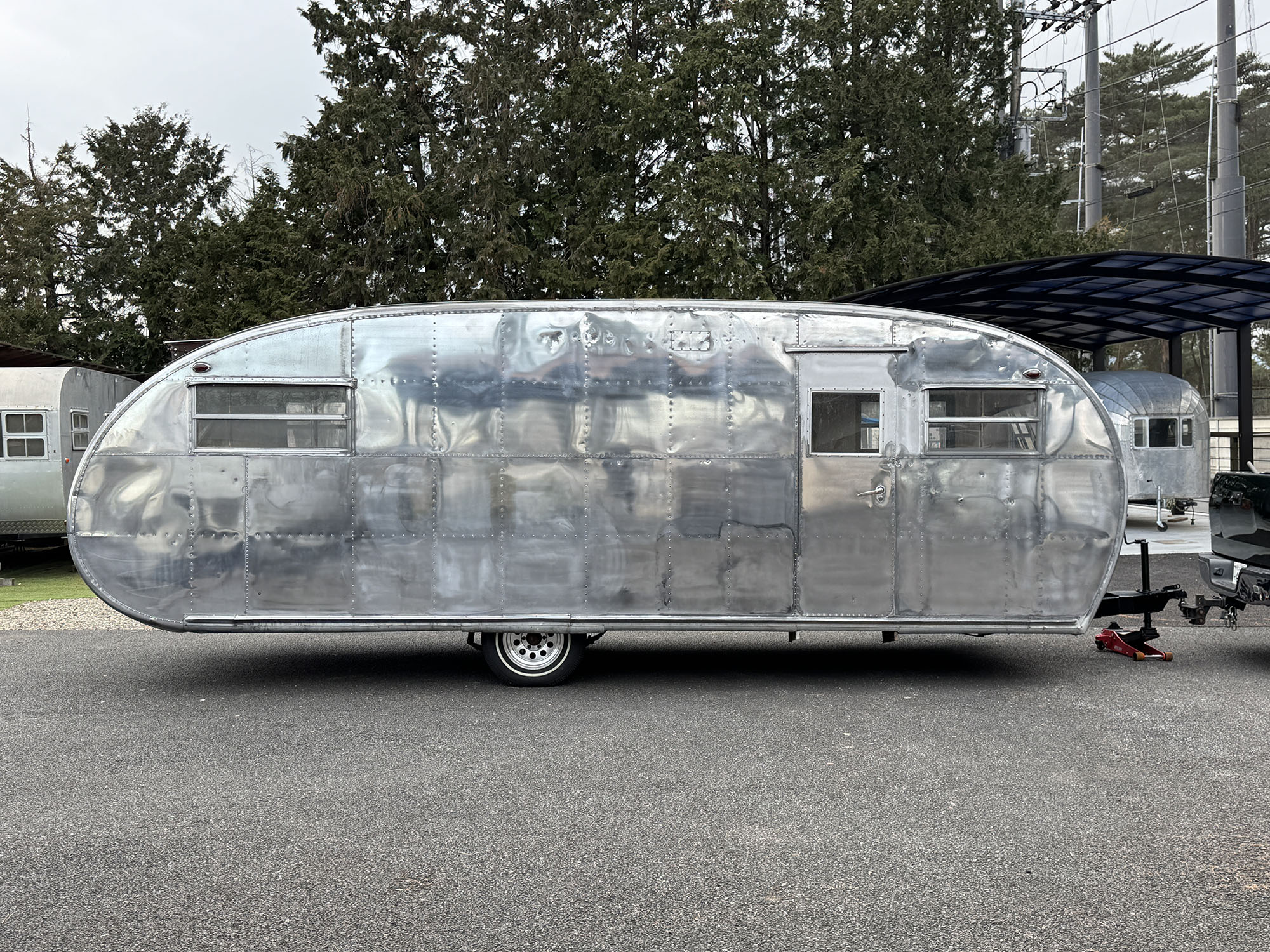 株式会社ガレージランド ヴィンテージトレーラー エアストリーム スパルタン ボールズエアロ シャスタ 販売 輸入 牽引 磨き 鏡面 アルミ ヴィンテージトレーラー仕上げ エアーストリーム 　スパルタネット AIRSTREAM SPARTAN SPARTANETTE スパルタンスパルタネット