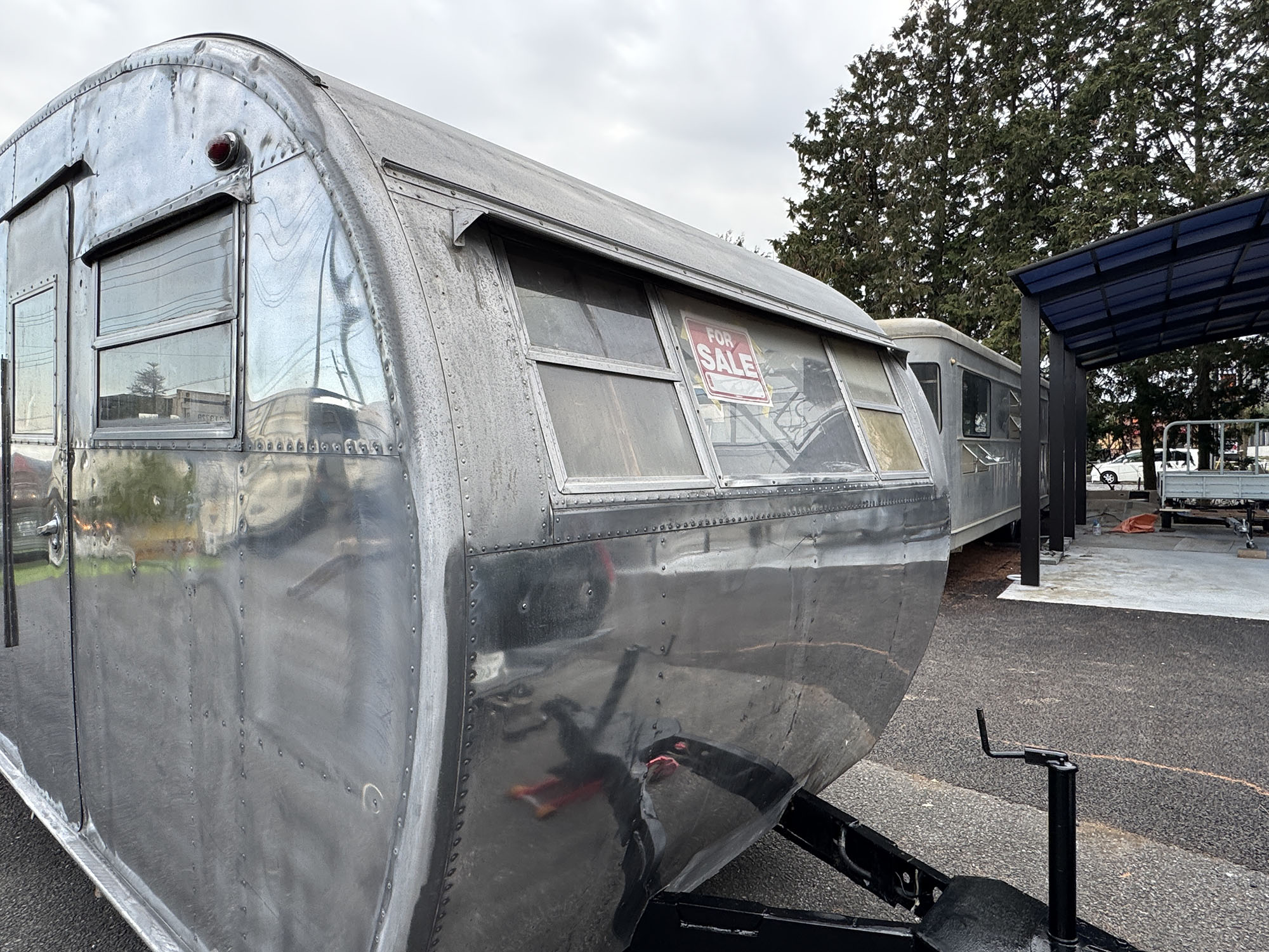 株式会社ガレージランド ヴィンテージトレーラー エアストリーム スパルタン ボールズエアロ シャスタ 販売 輸入 牽引 磨き 鏡面 アルミ ヴィンテージトレーラー仕上げ エアーストリーム 　スパルタネット AIRSTREAM SPARTAN SPARTANETTE スパルタンスパルタネット　1949年